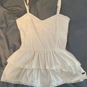 White Aeropostale cropped shirt.